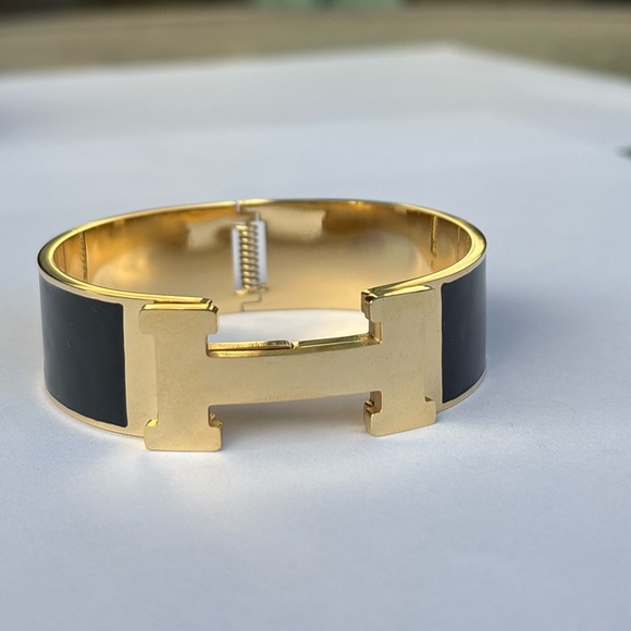 Accessories - Gold and Black Bracelet